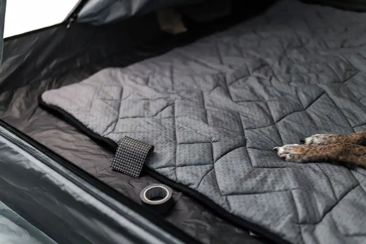 tent floor protection with dog paw