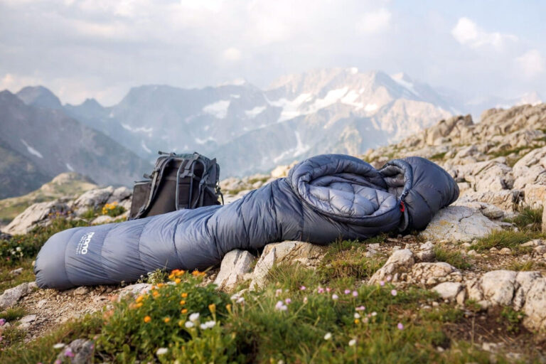 Best Lightweight Sleeping Bag for Backpacking and Hiking