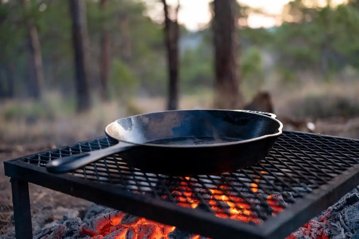 Regulate Heat on a Campfire for Cooking