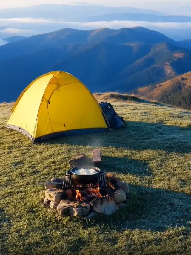 Keokradong Weather Shift: Rainy Ridge, Frosty Dawn, Moonlit Camp