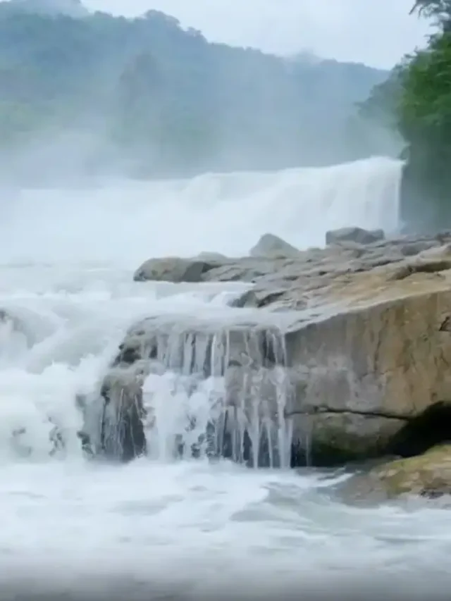 Nafakhum Waterfall Trek: Hard Trail, Wet Rocks, Misty Finish