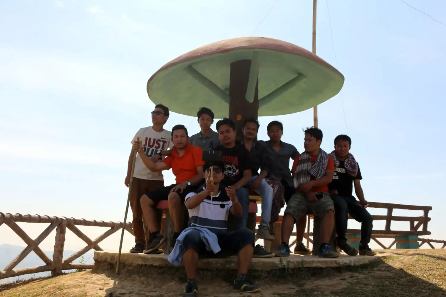Group of friends at Keokradong Peak