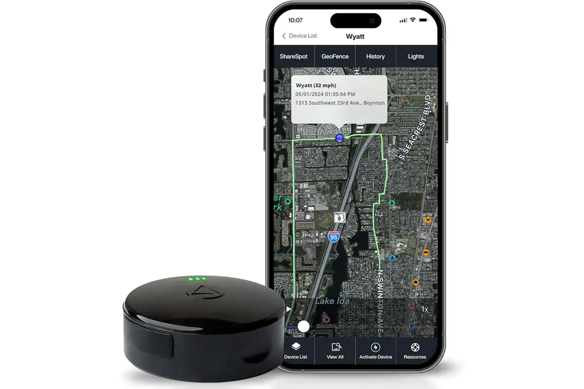LandAirSea 54 GPS Tracker LandAirSea 54 GPS Tracker