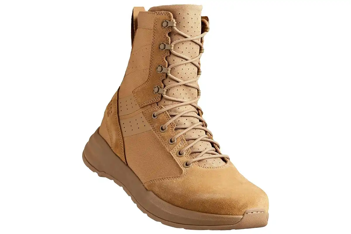 M-Carbon 8 Combat Boots for Men M-Carbon 8 Combat Boots for Men